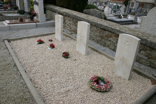 Commonwealth War Graves Concarneau #1