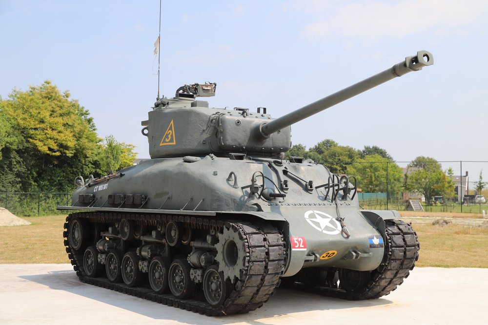 M4A1(76)W HVSS Sherman Tank Nieuwdorp #3