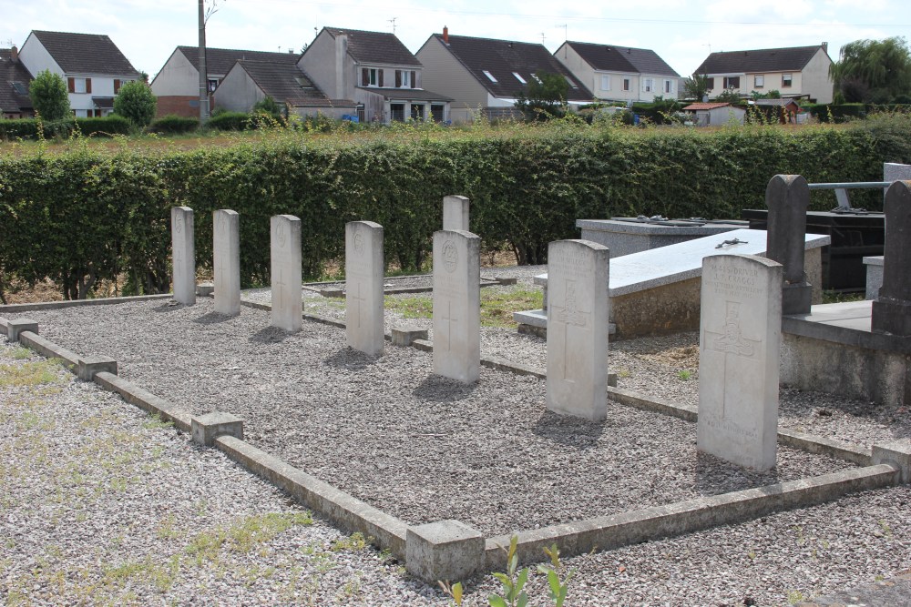 Commonwealth War Graves Bollezeele