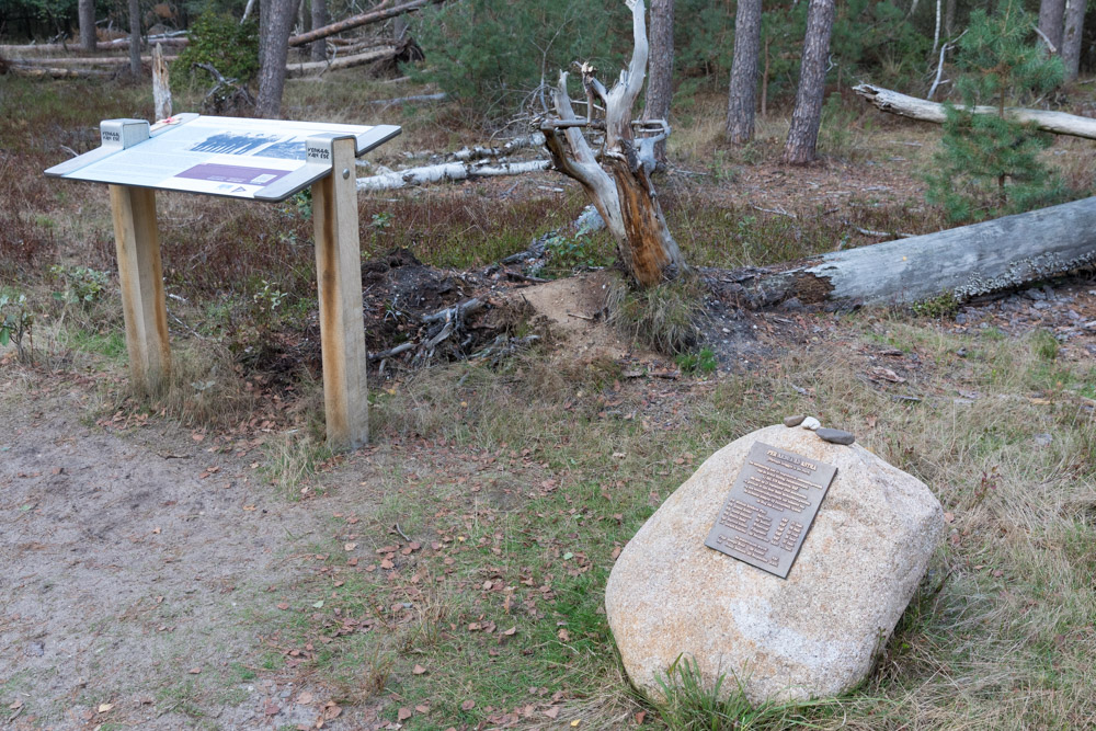 Information sign Plane Crash Planken Wambuis #4