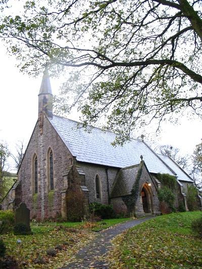 Oorlogsgraf van het Gemenebest St. John Churchyard