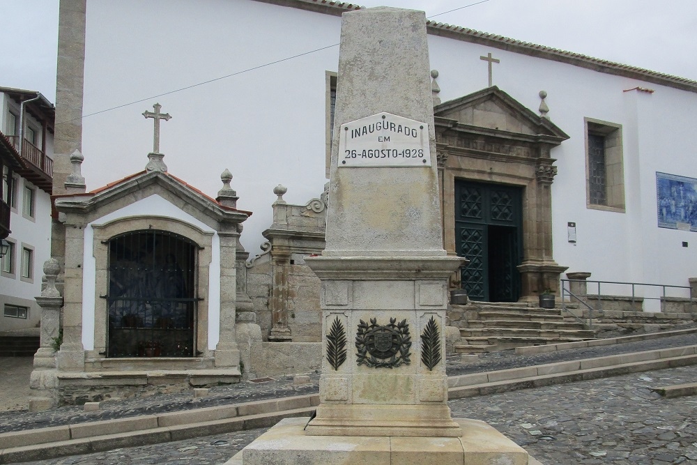 Oorlogsmonument Bragana