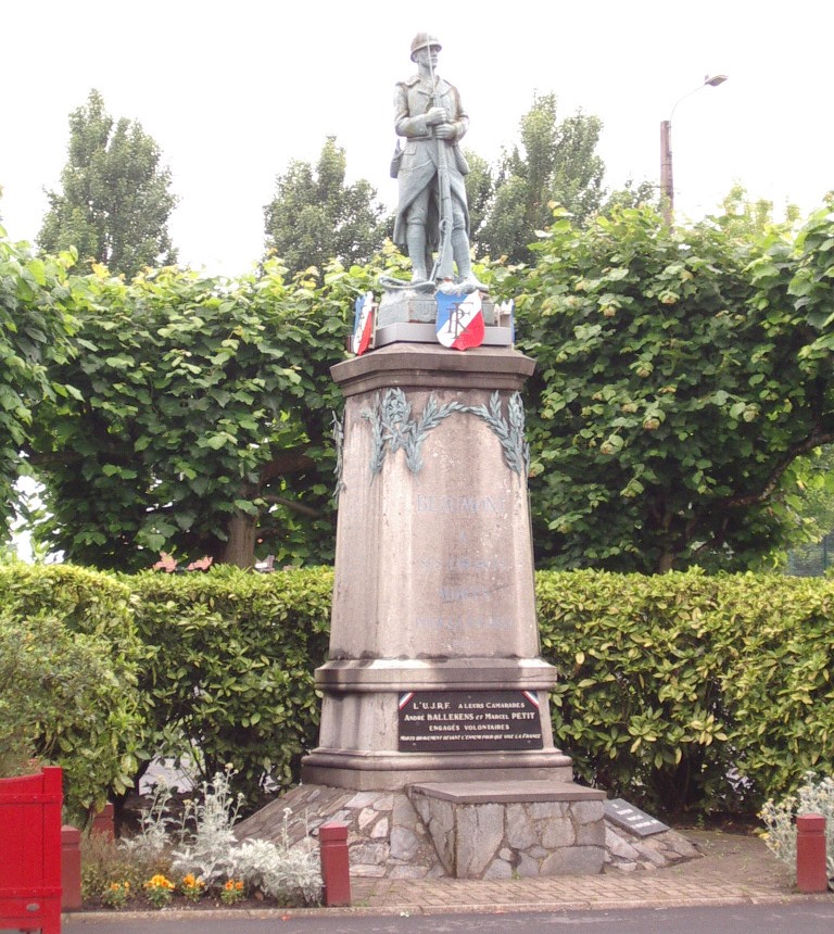 Oorlogsmonument Beaumont #1