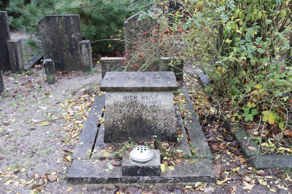 Nederlandse Oorlogsgraven Gemeentelijke Begraafplaats Anna Paulowna #1