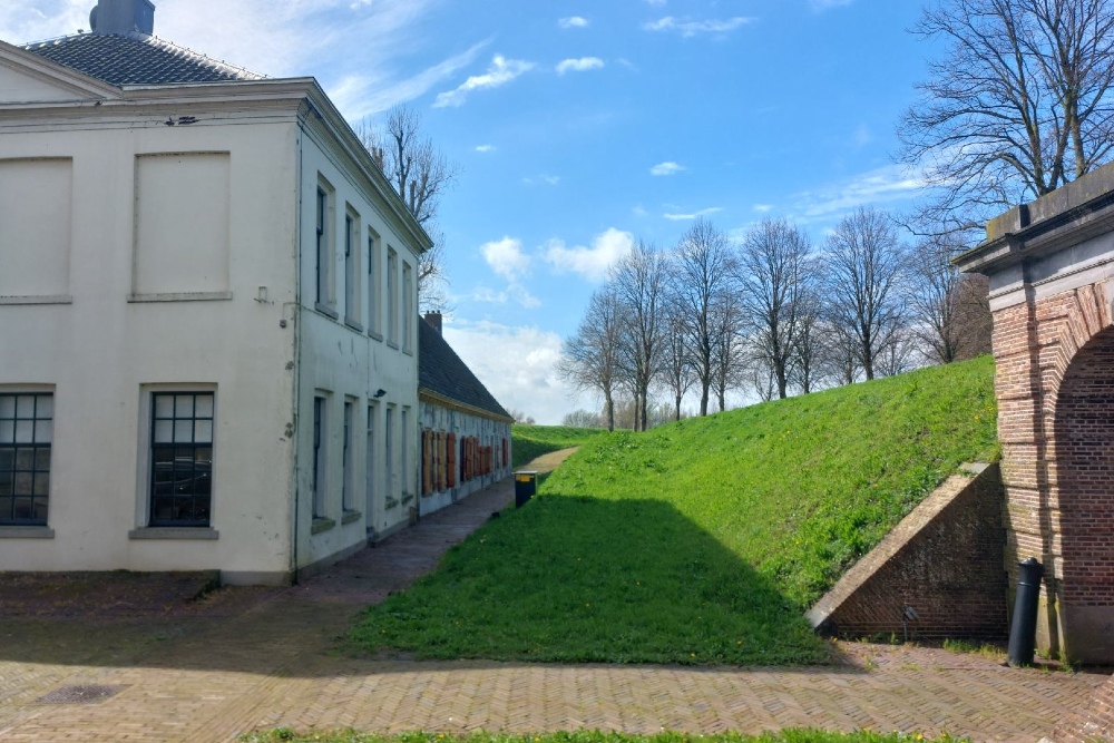 Fort Wierickerschans - troop's quarters   Right side