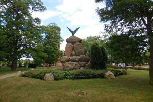 Oorlogsmonument Jvenitz