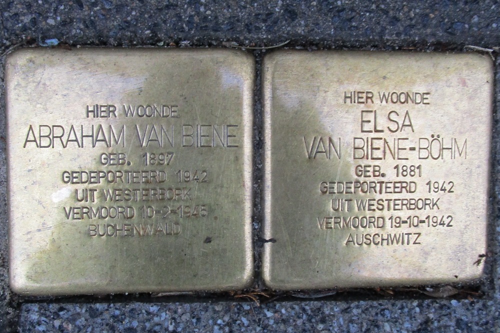 Stolpersteine Willebrordusstraat 137a #1