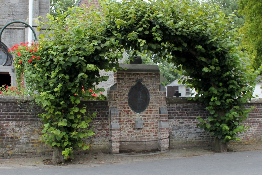 Oorlogsmonument Outrijve