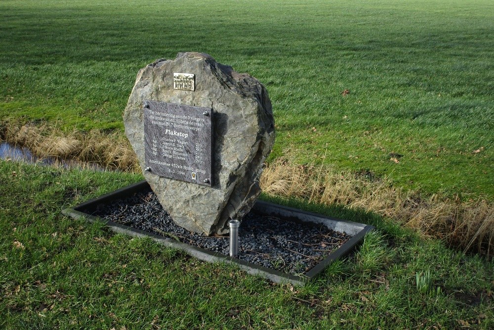 Monument Crash B17 bommenwerper Staphorst #3