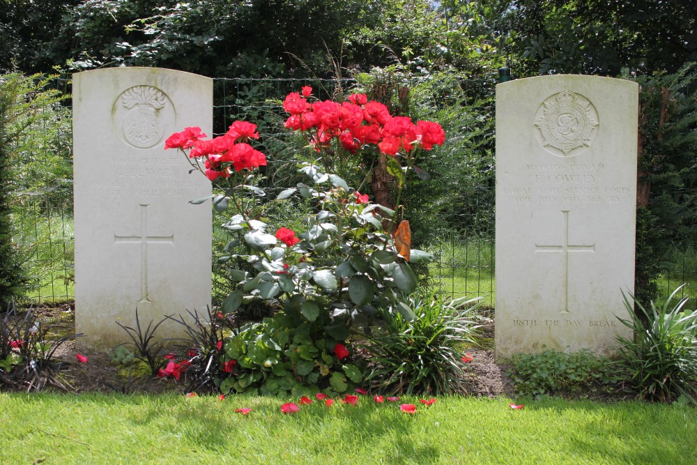 Commonwealth War Graves Beveren-IJzer #4