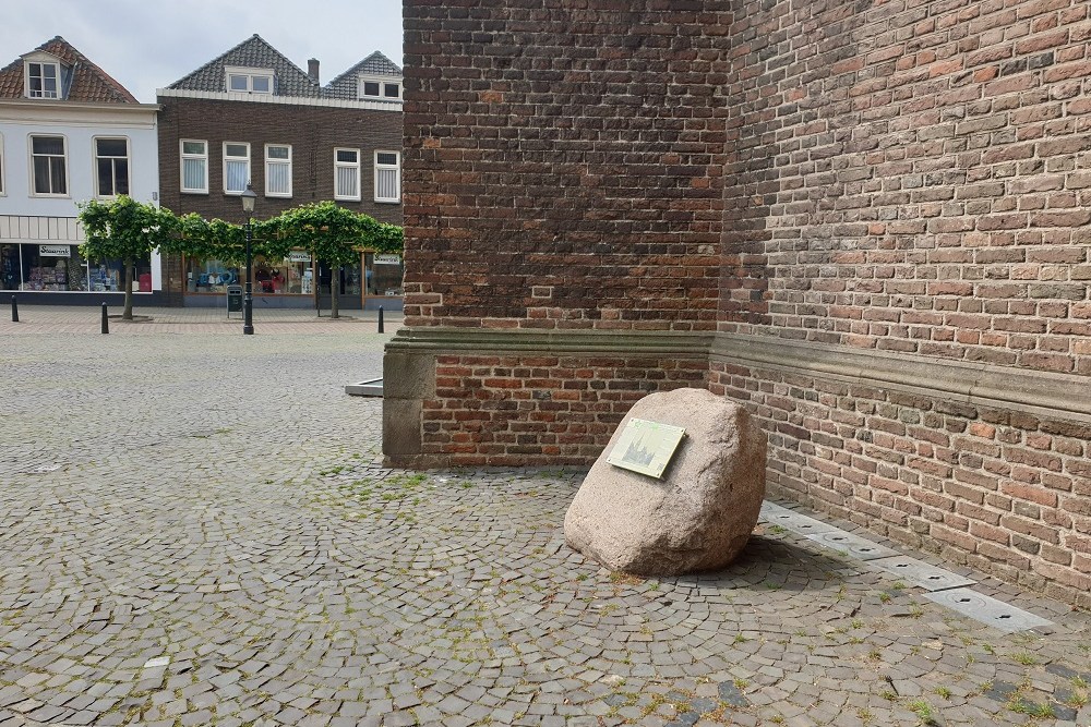 Liberation Route Marker 070: Waiting for liberation #1