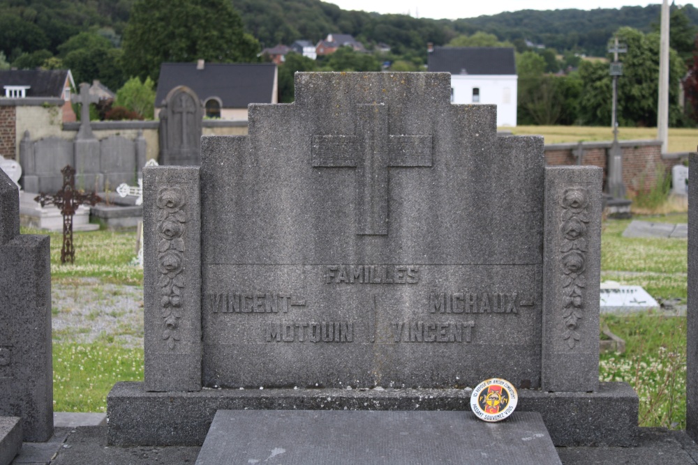 Belgian Graves Veterans Moustier-sur-Sambre