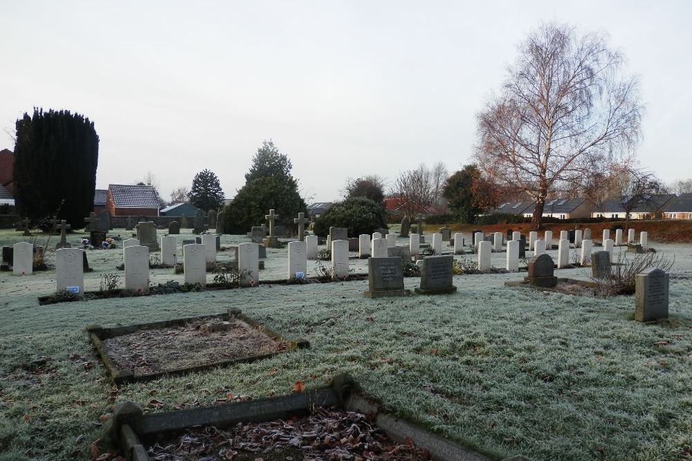 Commonwealth War Graves Catterick Cemetery #1