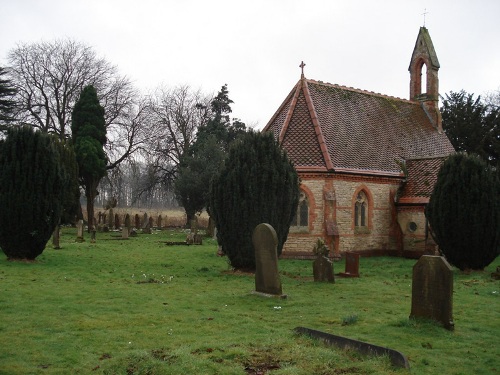 Commonwealth War Graves South Cave Church Cemetery #1