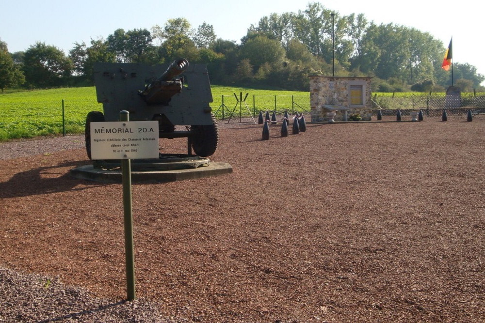 Memorial 20A Artillery Regiment Chasseurs Ardennais #1