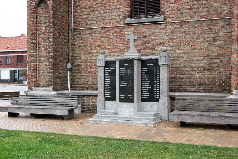 War Memorial Kortemark #1