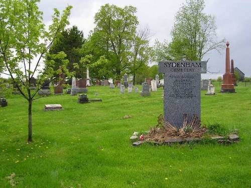 Commonwealth War Grave Sydenham Cemetery