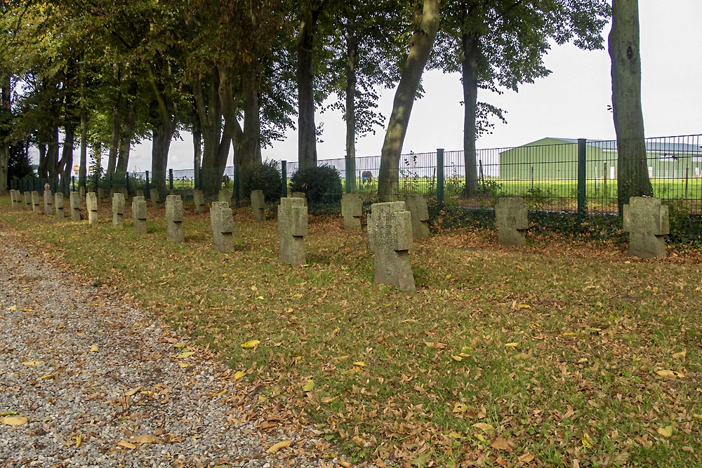 Duitse Oorlogsgraven Müntz #1
