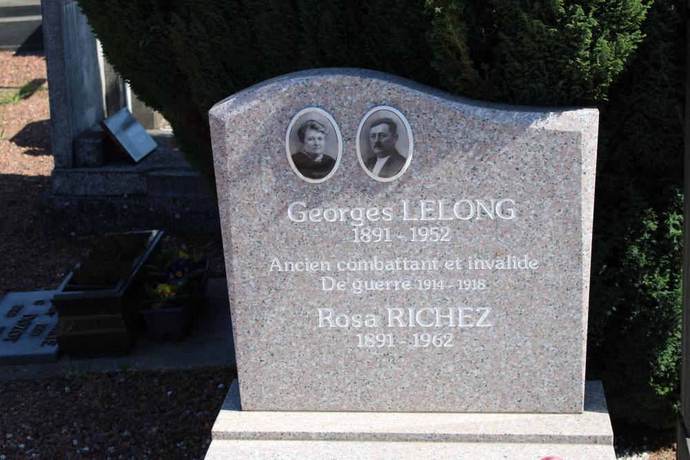 Belgian Graves Veterans Tertre