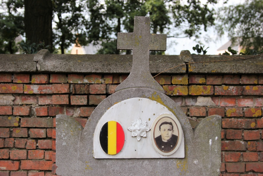 Belgische Oorlogsgraven Morkhoven #3