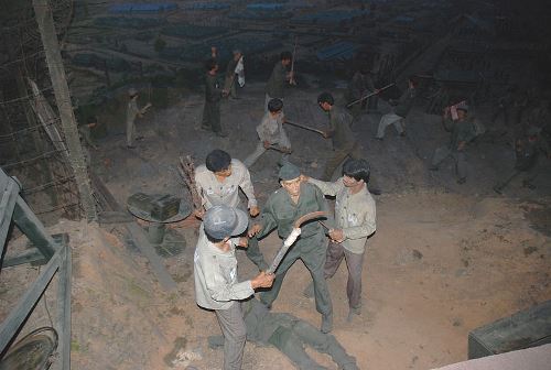 Diorama Geojedo POW Camp #2