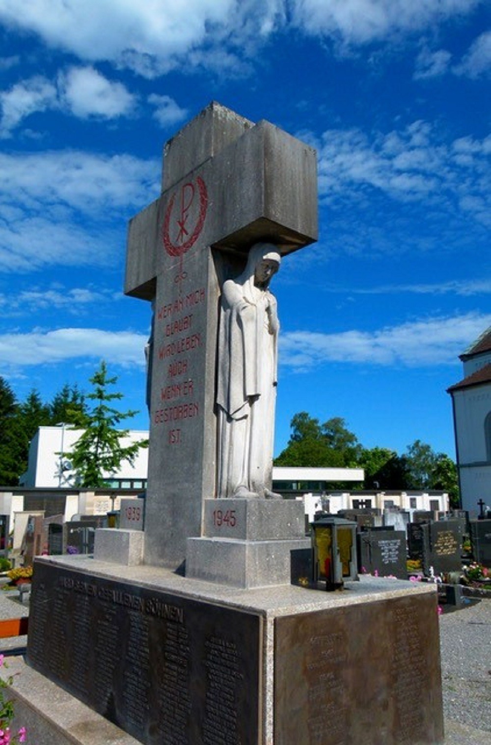 Monument In Hard To Its Fallen Sons, WW I And WWII #4