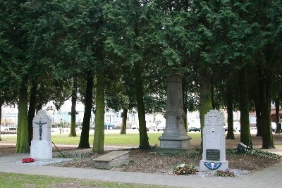 War Memorial Meeuwen #2