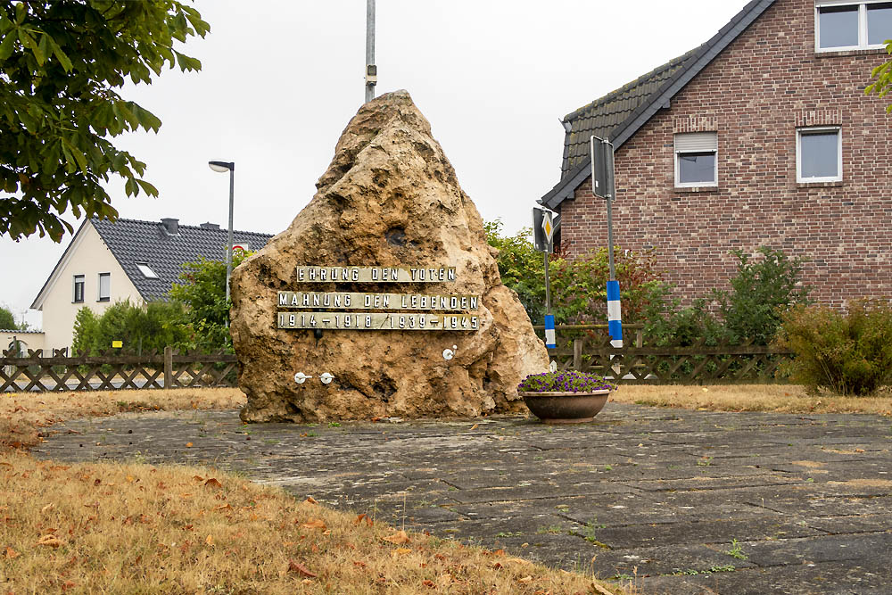 War Memorial Kalkar #1