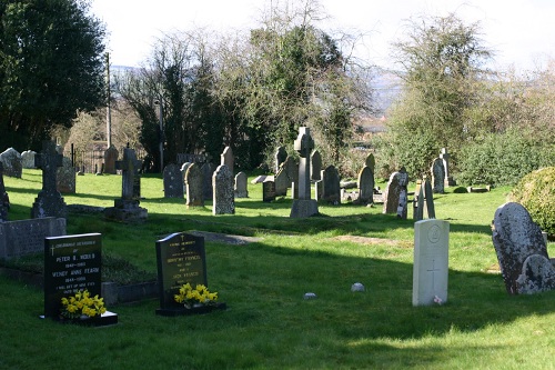 Commonwealth War Graves St Michael Churchyard #1