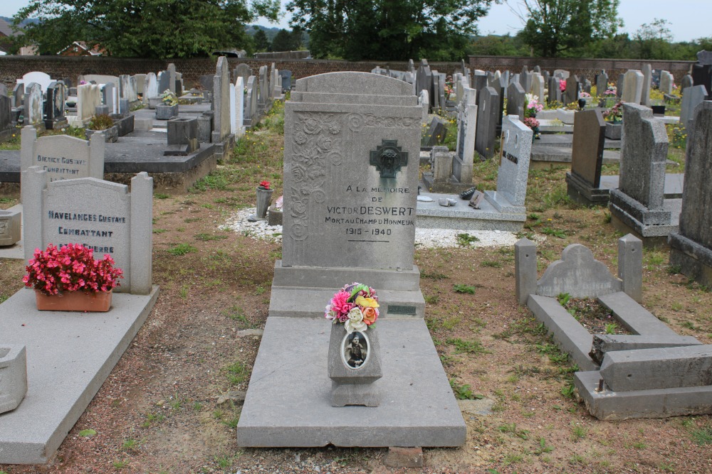 Belgisch Oorlogsgraf Châtelineau Cimetière de Taillis-Pré #1