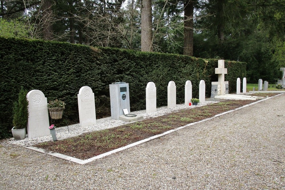 Nederlandse Oorlogsgraven Algemene Begraafplaats Driebergen #1