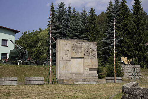 Monument Poolse Volksleger 1945 #1