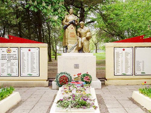 Mass Grave Soviet Soldiers Sadove #1