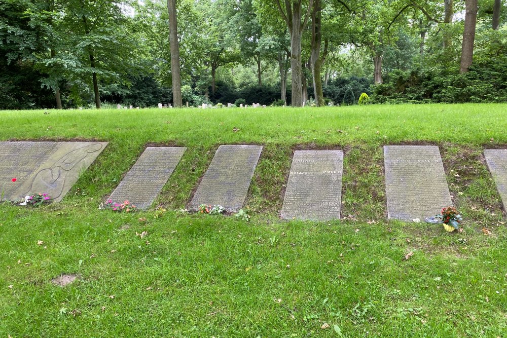 Mass Grave Victims Concentration Camps Osterholzer Friedhof Bremen #2