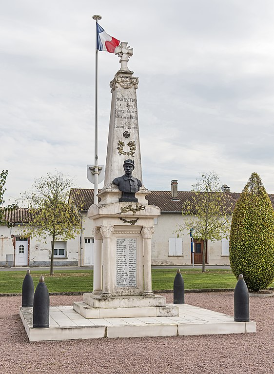War Memorial Montbeton