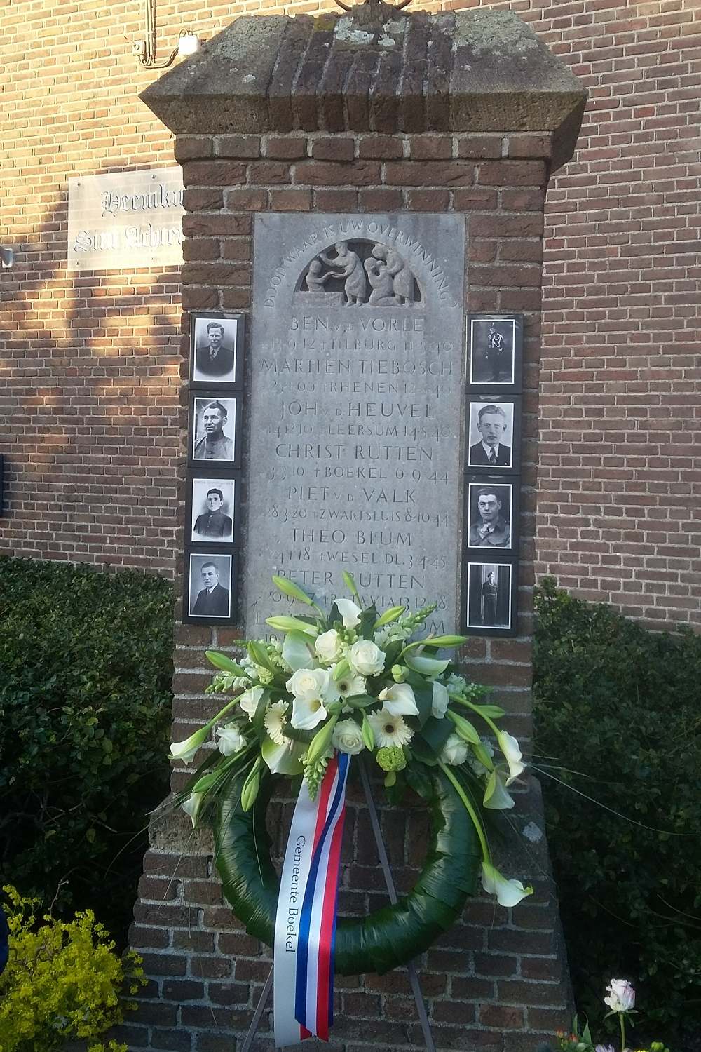 War Memorial Boekel #2