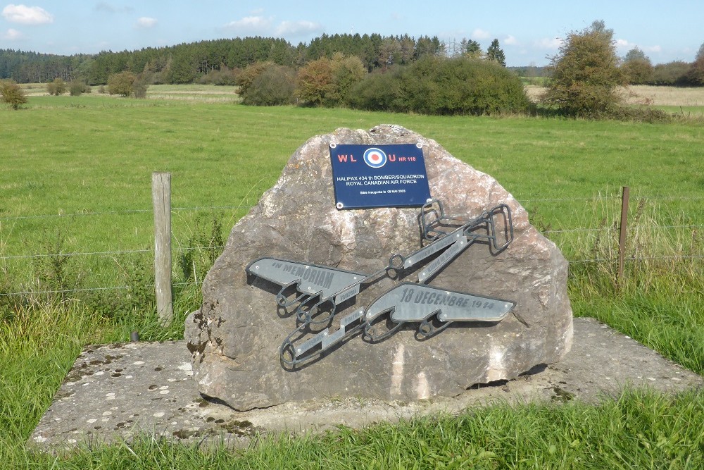 Memorial Crash Halifax Bomber #1