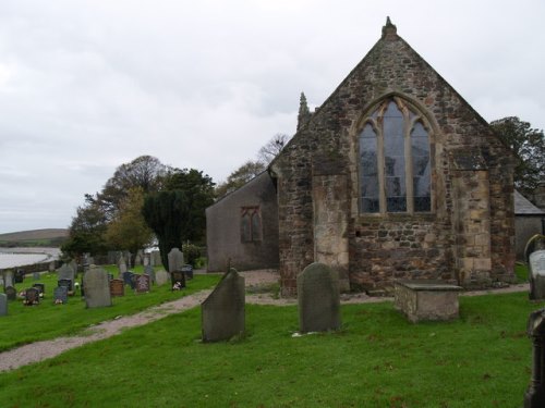 Commonwealth War Graves St. Cuthbert Churchyard