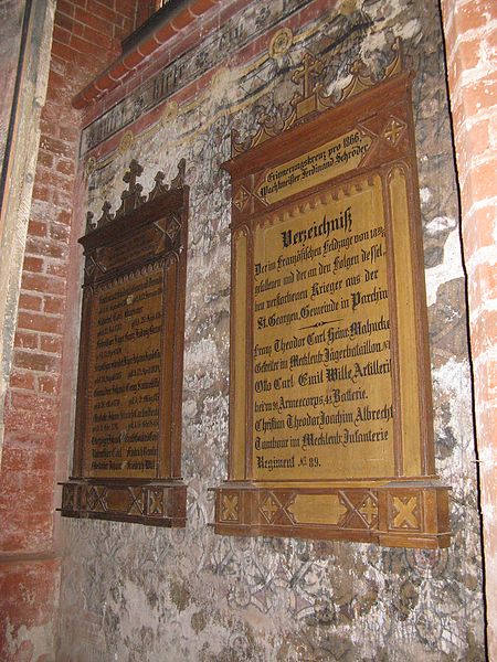 Oorlogsmonument St.-Georgen-Kirche Parchim #2