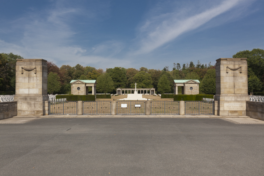 Commonwealth War Cemetery Rheinberg #1