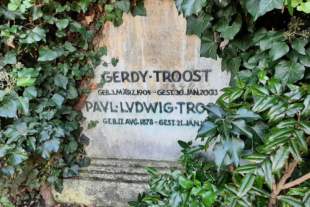 Grave Paul Ludwig Troost North Cemetery #1