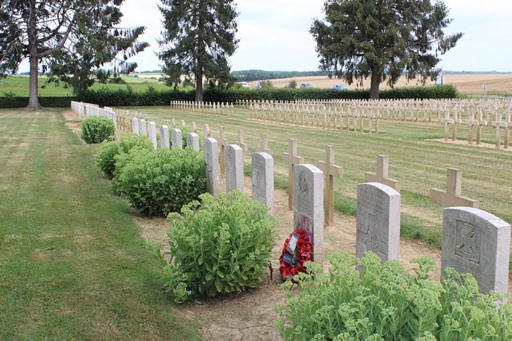 French War Cemetery Flavigny-le-Petit #2