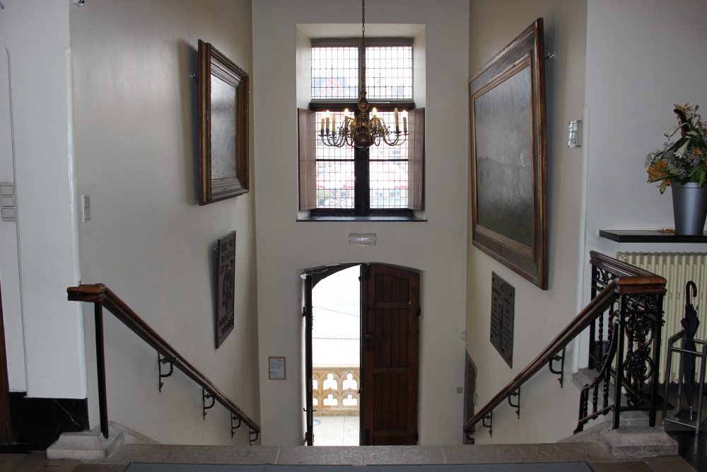 Commemorative Plates Town Hall Dendermonde #1