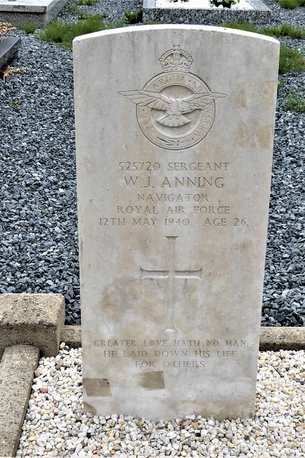 Commonwealth War Graves Bouillon #3