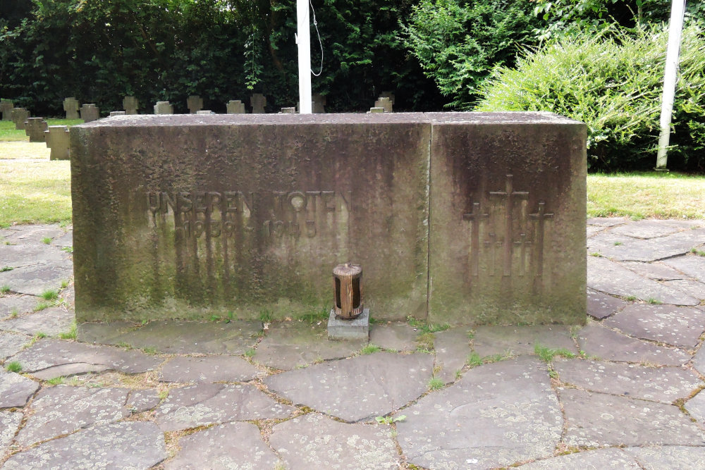 Oorlogsmonument 3. Panzer Grenadier Division Bedburg