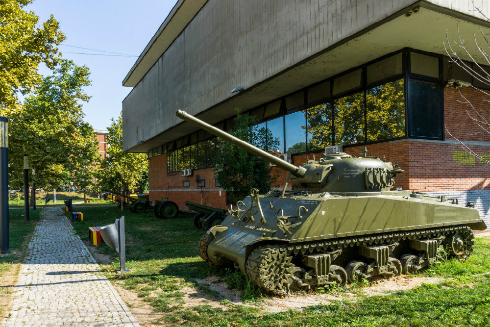 Openluchttentoonstelling Museum voor Moderne Kunst Novi Sad #1