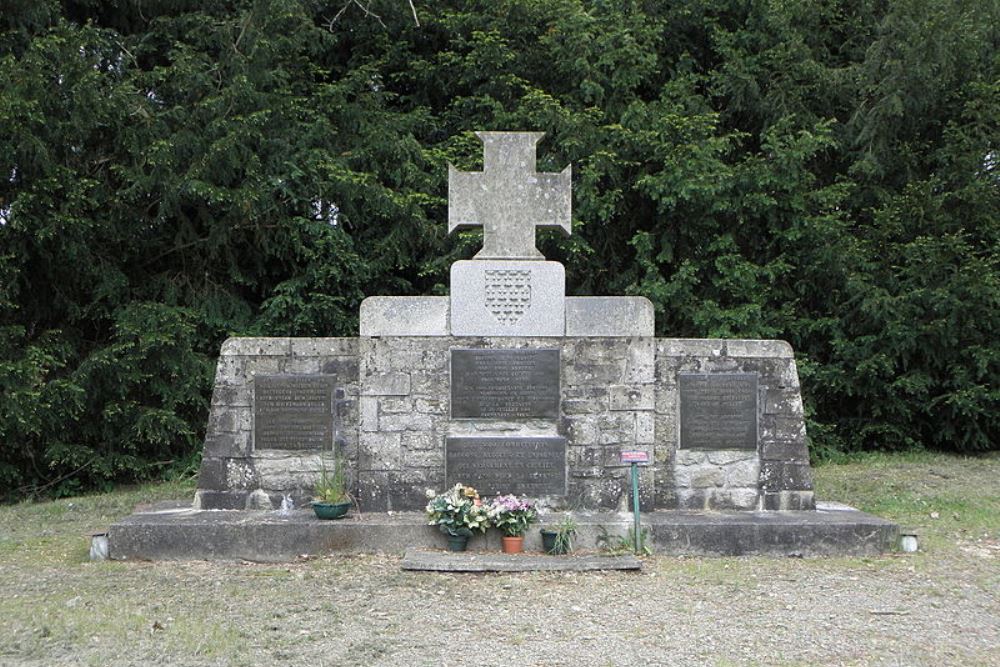 Verzetsmonument Saint-Aubin-du-Cormier