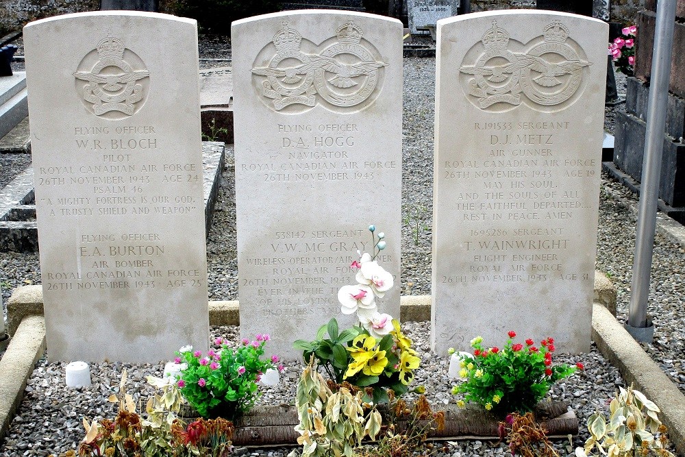 Commonwealth War Graves Carignan #3