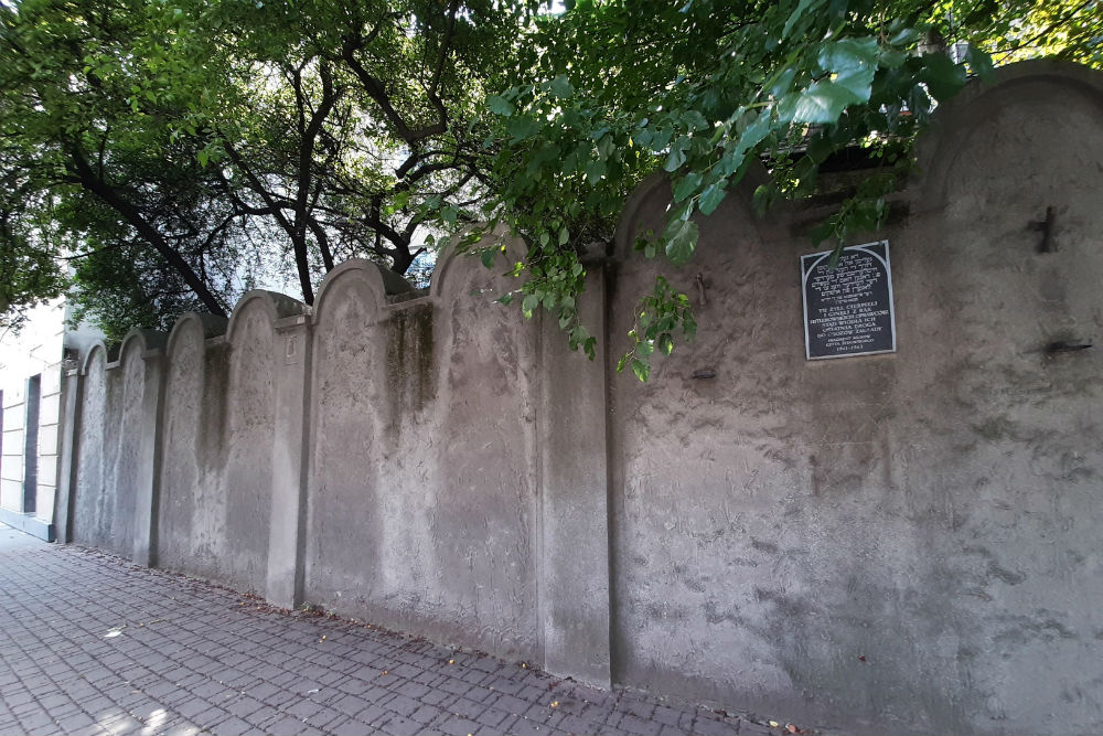 Monument Joodse Gettomuur Krakau #1