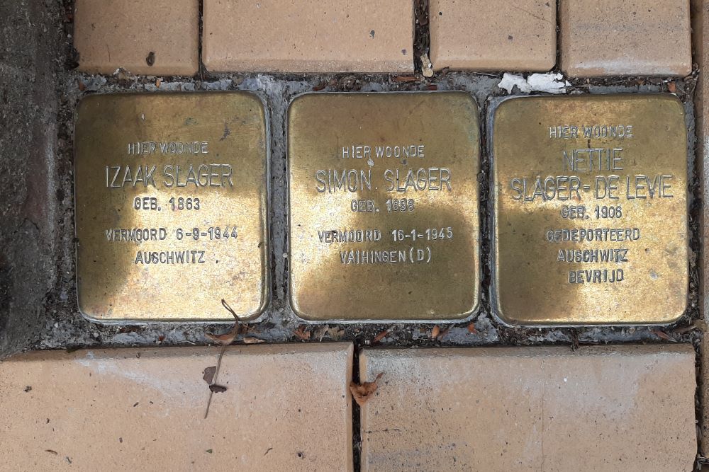 Stolpersteine Scholestraat 15